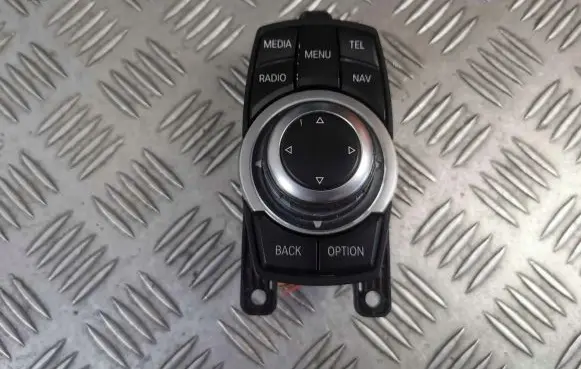 BMW 3 F30 F35 F31 Head unit multimedia control 9267955