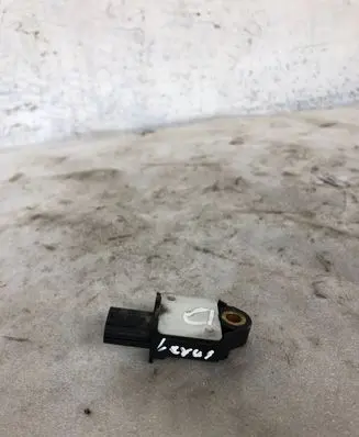 Lexus IS 220D-250-350 Airbag deployment crash/impact sensor 898310w040