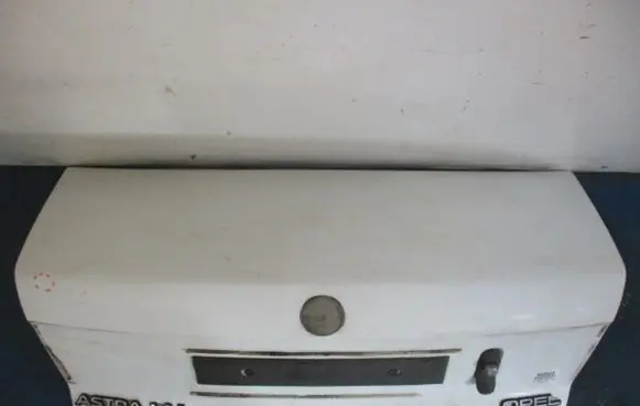Opel Astra F Tailgate/trunk/boot lid