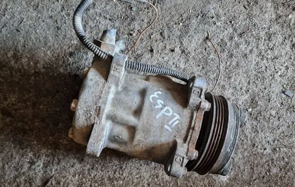 Renault Espace II Air conditioning (A/C) compressor (pump)