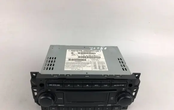 Jeep Grand Cherokee (WK) Radio/CD/DVD/GPS head unit P05091509AE