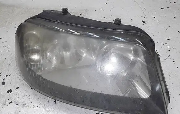 Volkswagen Sharan Headlight/headlamp 0301182212