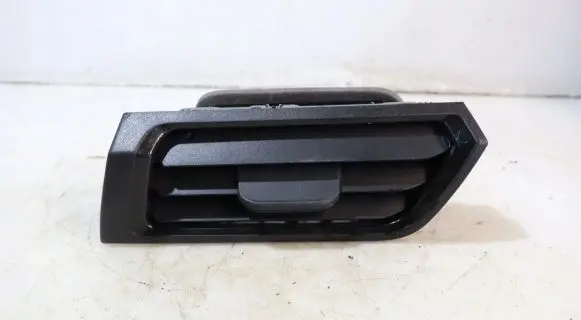 Volkswagen Caddy Dashboard side air vent grill/cover trim