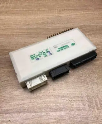 BMW 5 E39 Comfort/convenience module 8376694 12037310