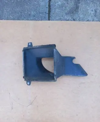 Mazda 6 Intercooler air channel guide 