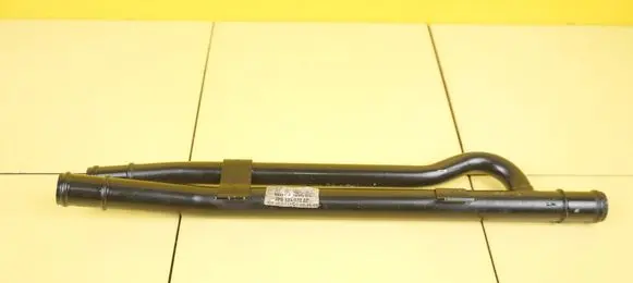 Porsche Cayenne (92A) Engine coolant pipe/hose 7P6121070AP CRC