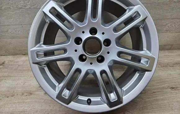 Mercedes-Benz SLK R170 R17 alloy rim A1704012402