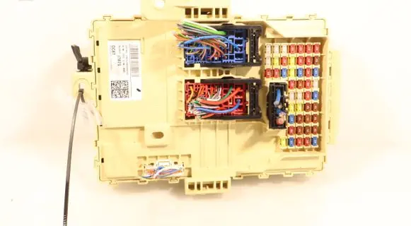 KIA Ceed Fuse box set 91957-J7871