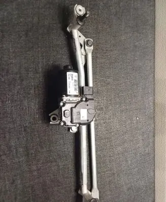 Porsche Macan (95B) Front wiper linkage and motor 95B955114D W000048212