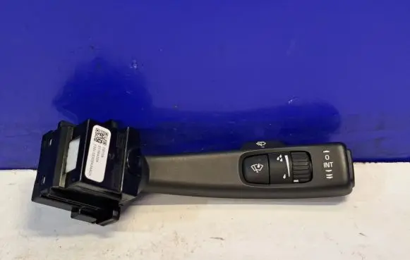 Volvo S60 Wiper speed switch 31456038