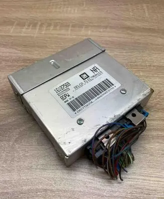 Opel Astra F Engine control unit/module ECU 16187569 WITHPLUG