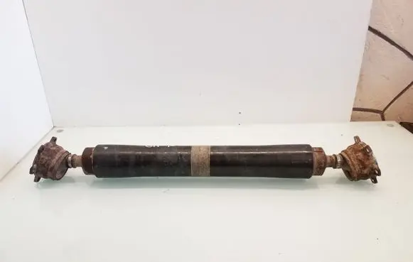 Mitsubishi Pajero Rear driveshaft/prop shaft 