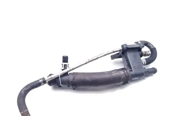 Jaguar XE Engine coolant pipe/hose DX2E-8K556-BC CW93-8A582-AB