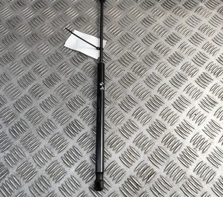 BMW 2 F44 Tailgate/trunk strut/damper 7477418