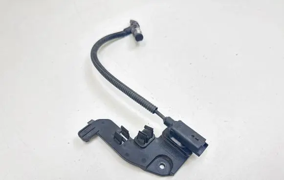 Ford C-MAX II Other engine bay part AV619294AB