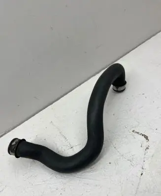 Mercedes-Benz C W204 Engine coolant pipe/hose A2045010782