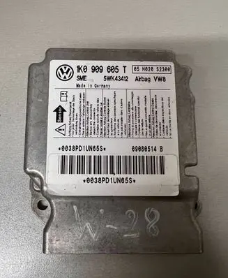 Volkswagen Golf Plus Airbag control unit/module 1K0909605T 5WK43412 09080514B
