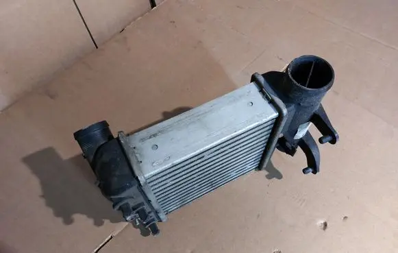 Audi A6 S6 C6 4F Intercooler radiator 4F0145806E