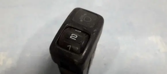Mazda 323 Headlight level height control switch