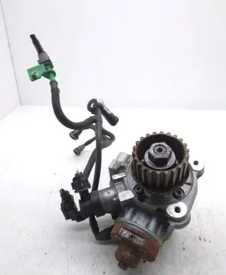 Citroen C4 II Picasso Fuel injection high pressure pump 0445010516 9688499680