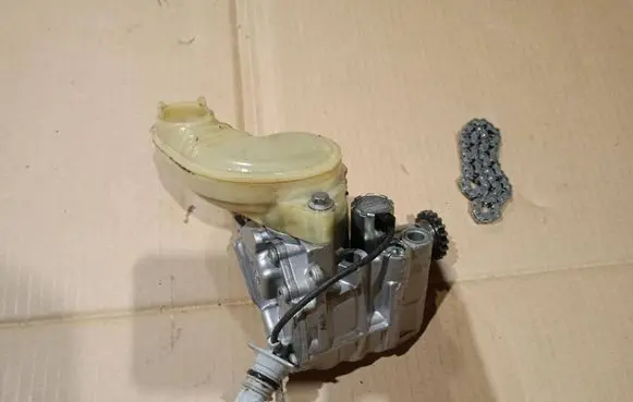 Nissan Qashqai Oil pump 2821800600