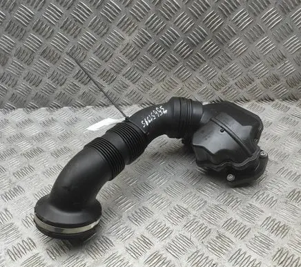 Volkswagen Tiguan Intake resonator 05E129654K