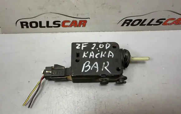 Opel Zafira A Central locking motor 90589918 1101215