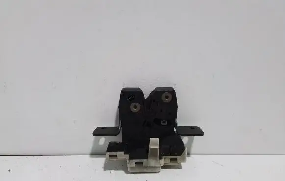Renault Megane II Tailgate/trunk/boot lock/catch/latch 8200076240B 130605