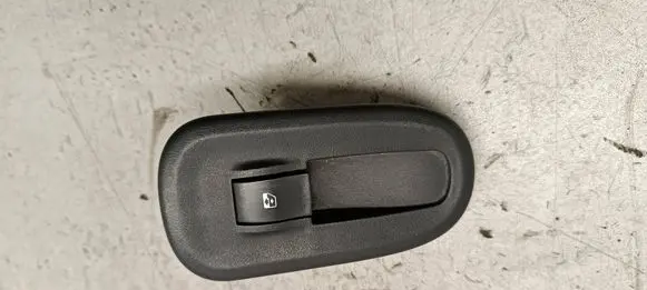 Renault Master III Electric window control switch 8200548968 1007478