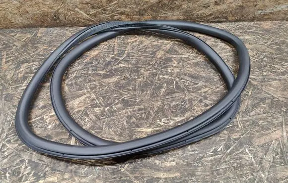 Fiat 500X Rear door rubber seal (on body) 
