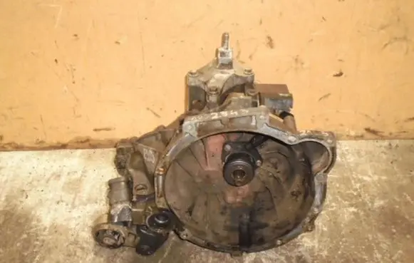 Mazda 2 Manual 4 speed gearbox 2N1R7002CB