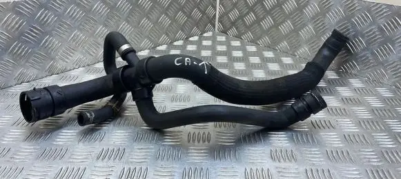 Volvo V70 Engine coolant pipe/hose