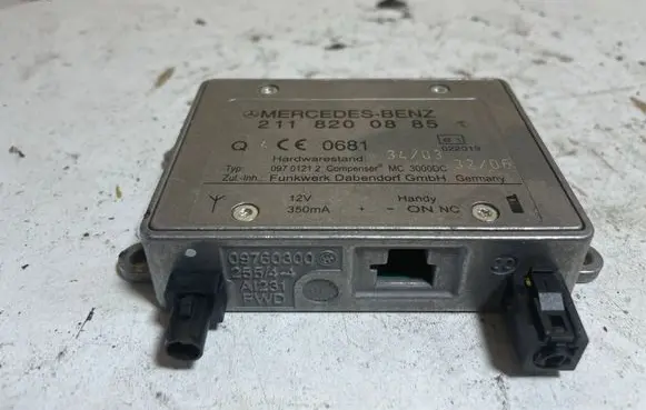 Mercedes-Benz E W211 Bluetooth antenna 2118200885 09701212 MC3000DC