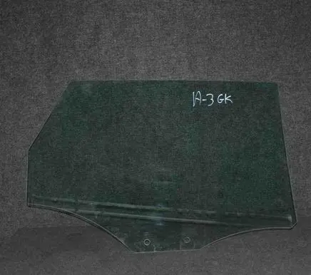 Audi A3 S3 8V Rear door window glass 43R001057E000184