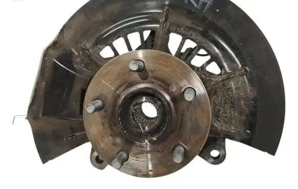 Toyota Camry VIII XV70 Front wheel hub spindle knuckle