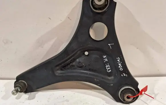 Renault Twingo III Front control arm
