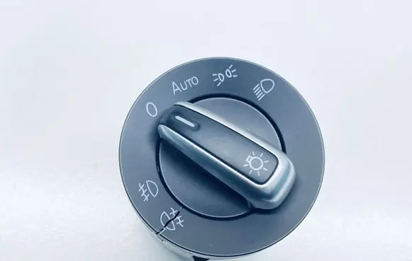 Volkswagen PASSAT B7 Light switch 3C8941431A