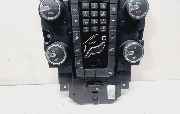 Volvo V40 Climate control unit 31398642