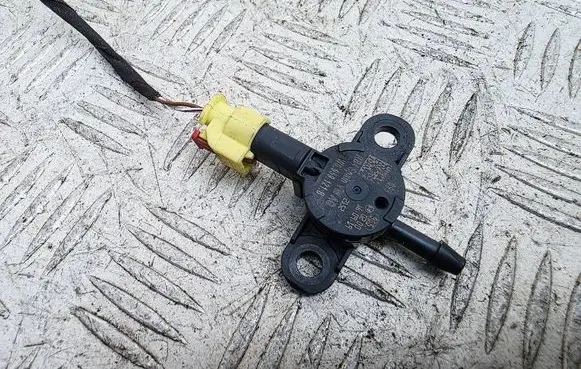 Audi A4 S4 B9 Airbag deployment crash/impact sensor 8W0959121B