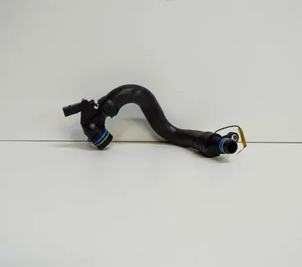 Volkswagen Jetta VII Air intake hose/pipe 04E103202E