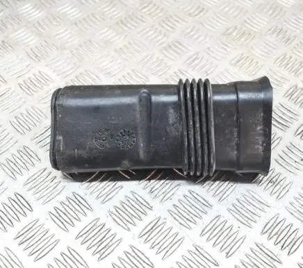BMW 6 E63 E64 Air intake duct part 7898243