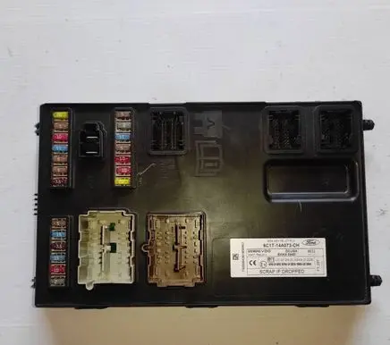 Ford Transit Comfort/convenience module 6C1T14A073CH 5WK489481