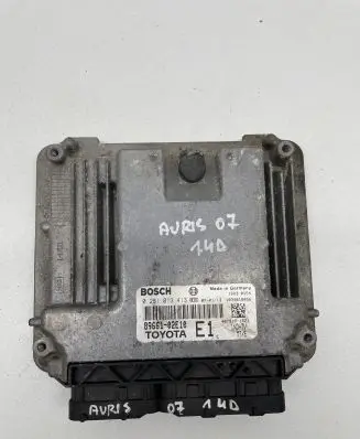 Toyota Auris 150 Engine control unit/module 8966102E10 1039S16056 0281013413
