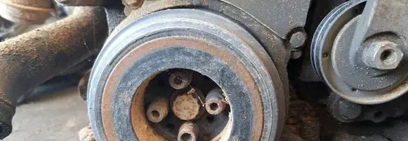 Volkswagen Golf IV Crankshaft pulley