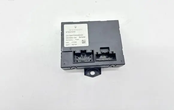Maserati Ghibli Tailgate/trunk control unit/module 670037049 C61856104 C618561040988502