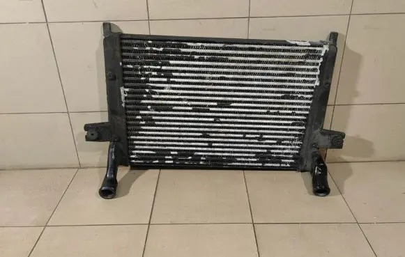 Jeep Grand Cherokee (WJ) Coolant radiator