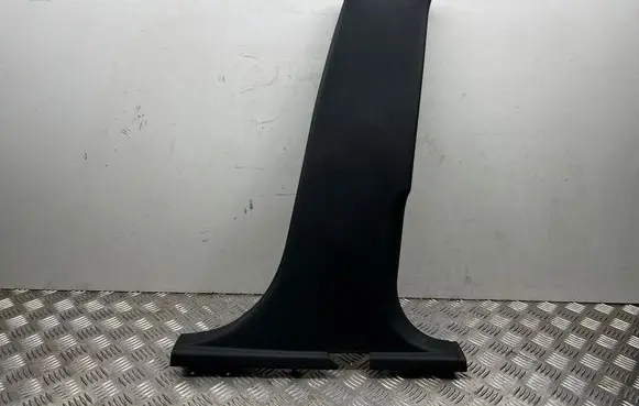 Skoda Octavia Mk2 (1Z) (B) pillar trim (bottom) 1Z0867282