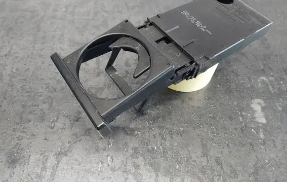 Volkswagen Sharan Cup holder front 7M5858601B YM21F048197DAW