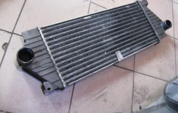 Mercedes-Benz ML W163 Intercooler radiator DEV97876 27CDI120KW LGV4848