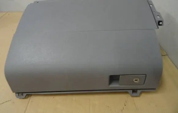 Volkswagen Touran I Glove box 1T1857101A